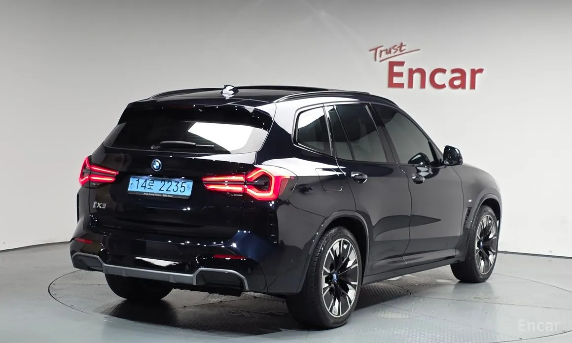 2021 BMW iX3