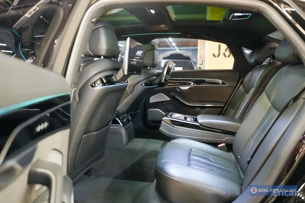 Audi A8 2018 55 TFSI Quattro LWB