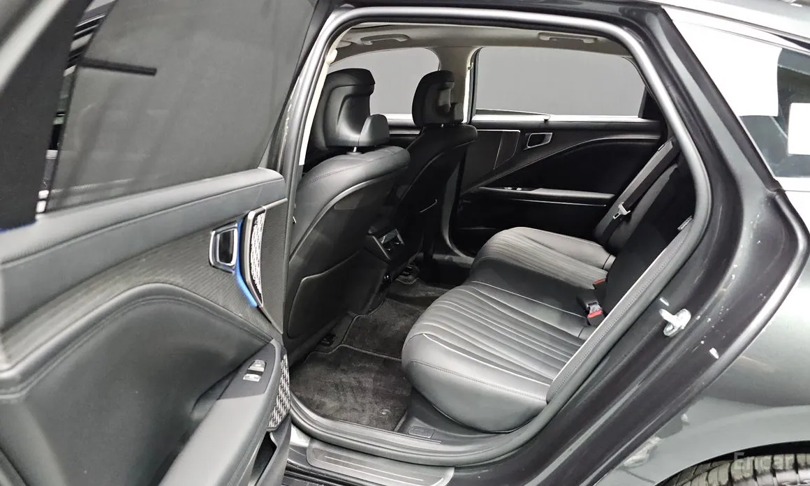 Kia K8 2024 Signature