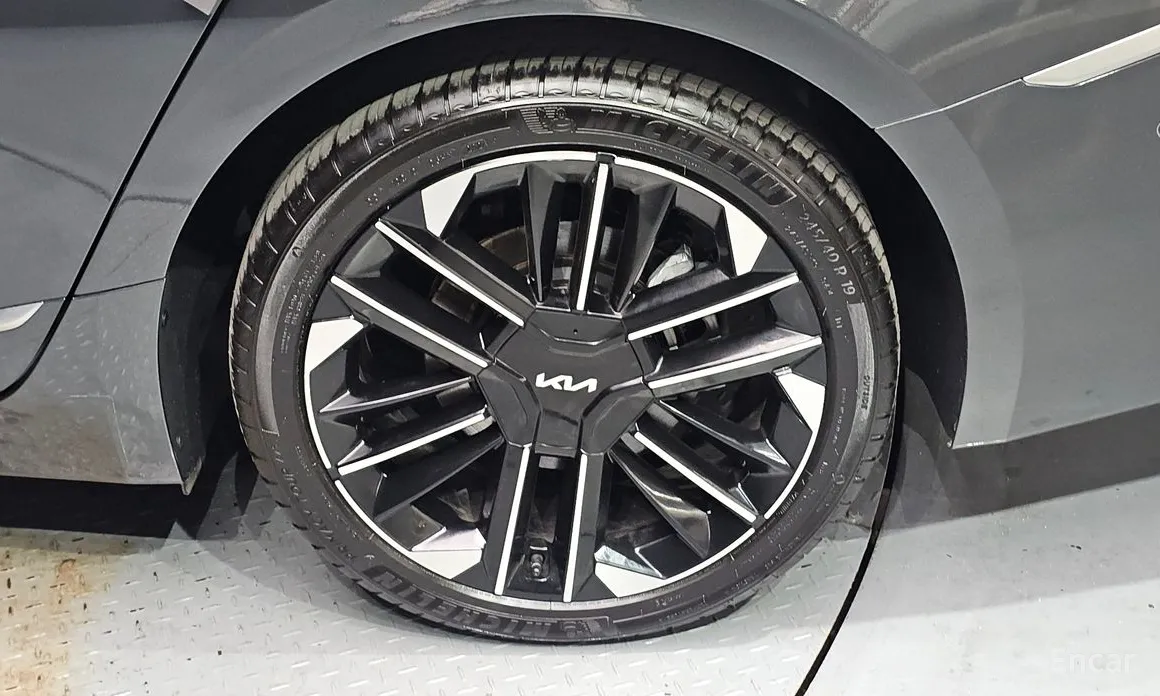 Kia K8 2024 Signature