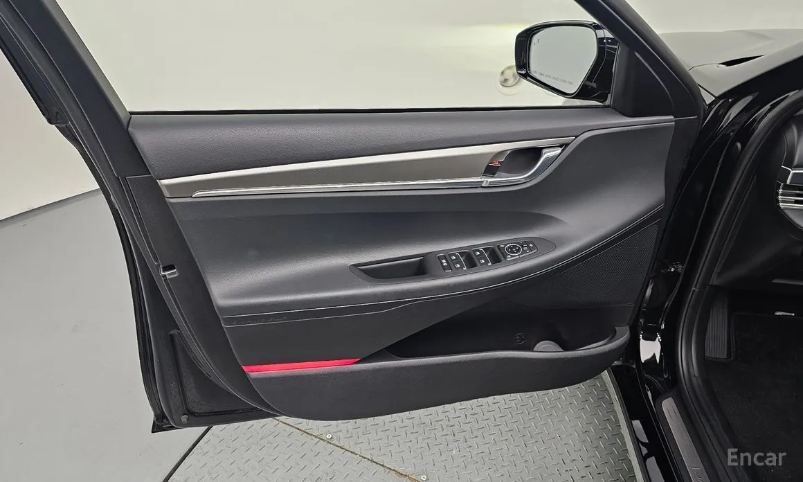 Фото 24 - Hyundai Grandeur