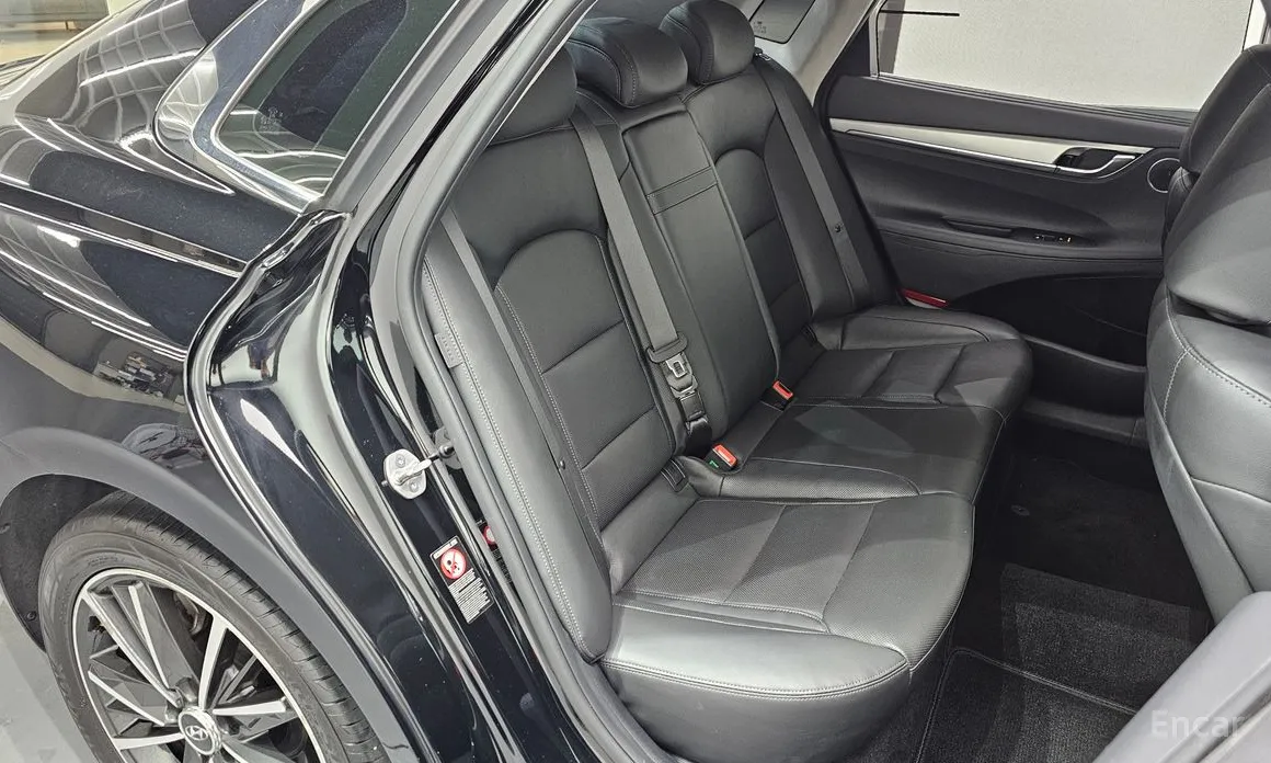 Фото 26 - Hyundai Grandeur
