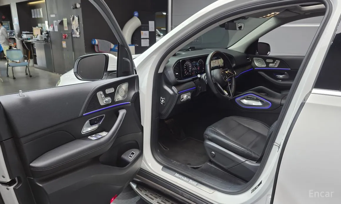 Фото 10 - Mercedes-Benz GLE-Class