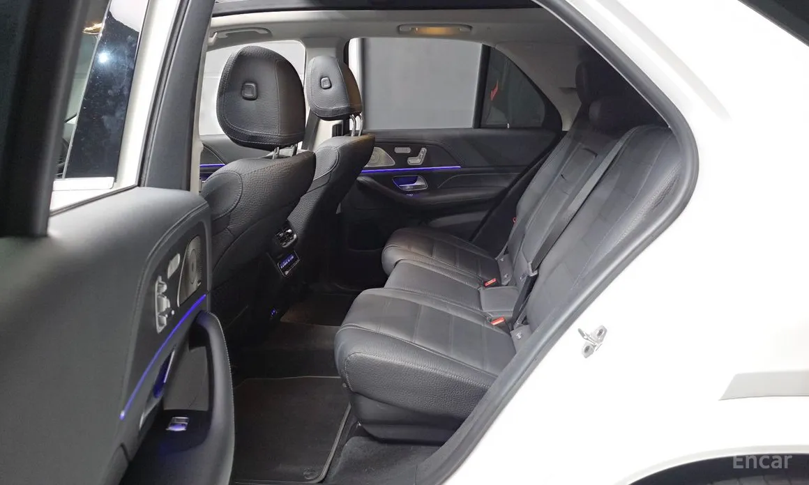 Фото 12 - Mercedes-Benz GLE-Class