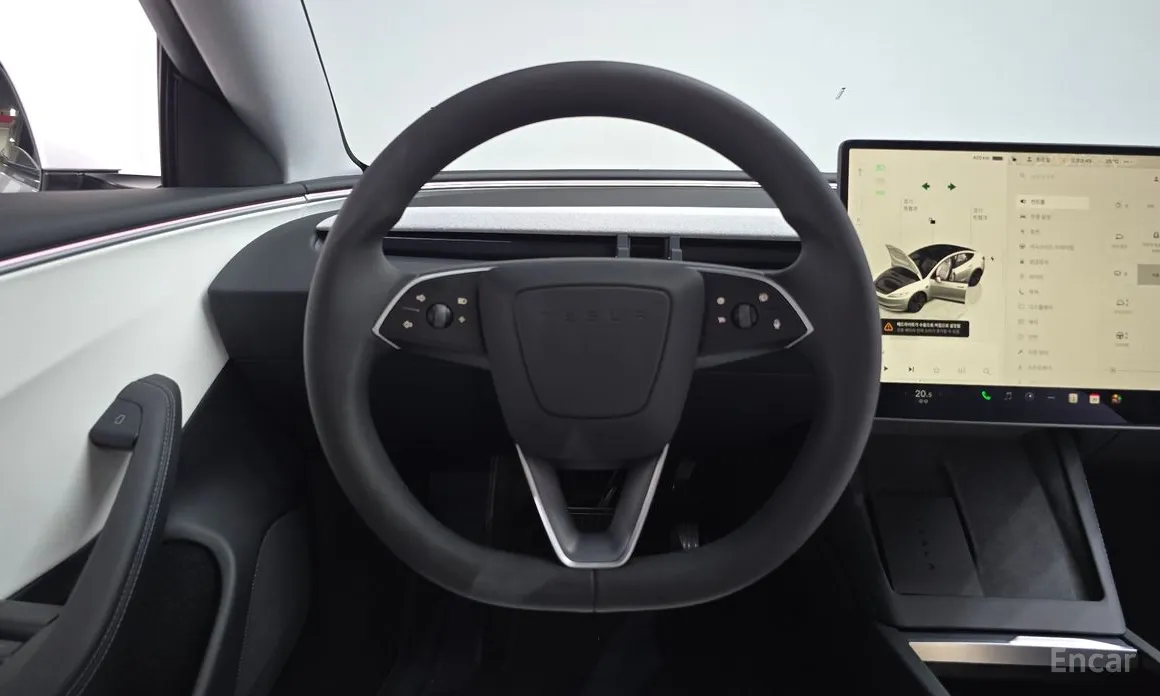 Photo 13 - Tesla Model 3