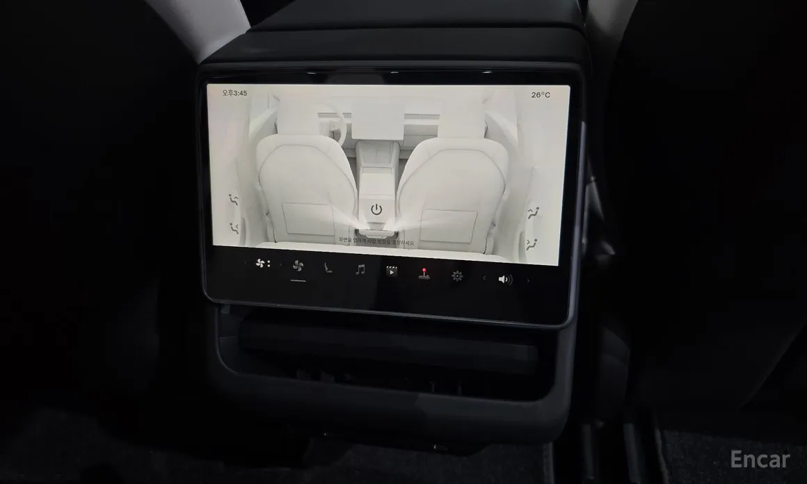 Photo 30 - Tesla Model 3