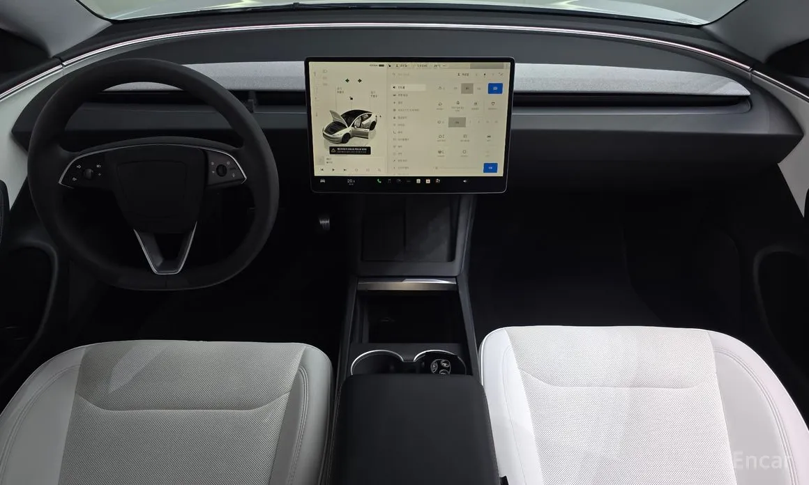 Photo 7 - Tesla Model 3