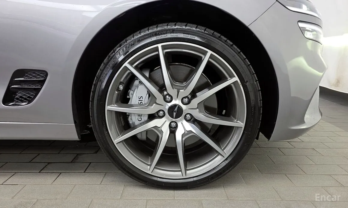 Genesis G70 2020 Gasoline 2.5T 4WD