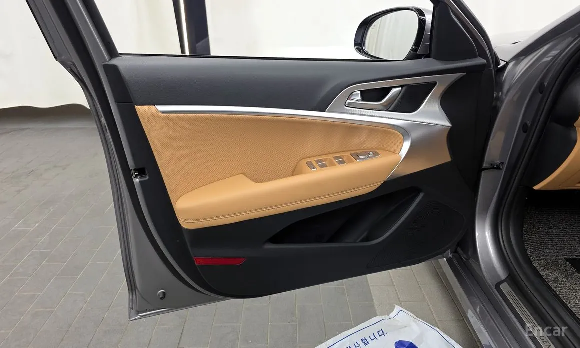 Genesis G70 2020 Gasoline 2.5T 4WD