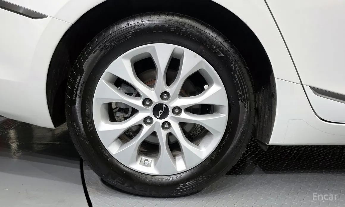 Kia K8 2021 3.5 LPG 2WD
