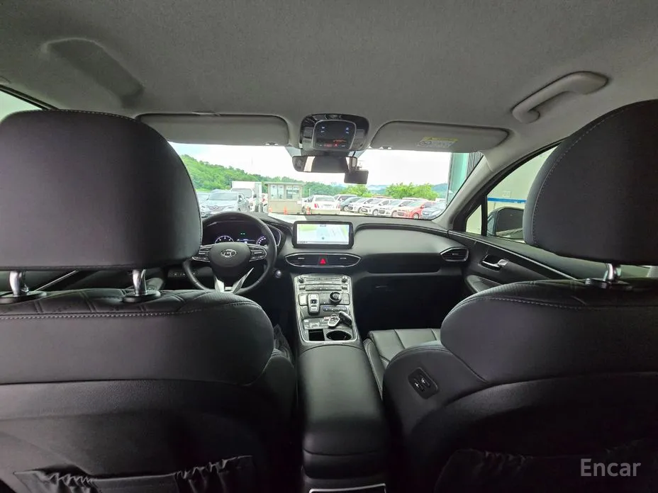 Фото 7 - Hyundai Santa Fe