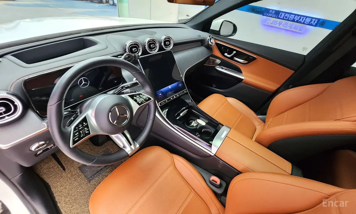 Фото 20 - Mercedes-Benz GLC-Class