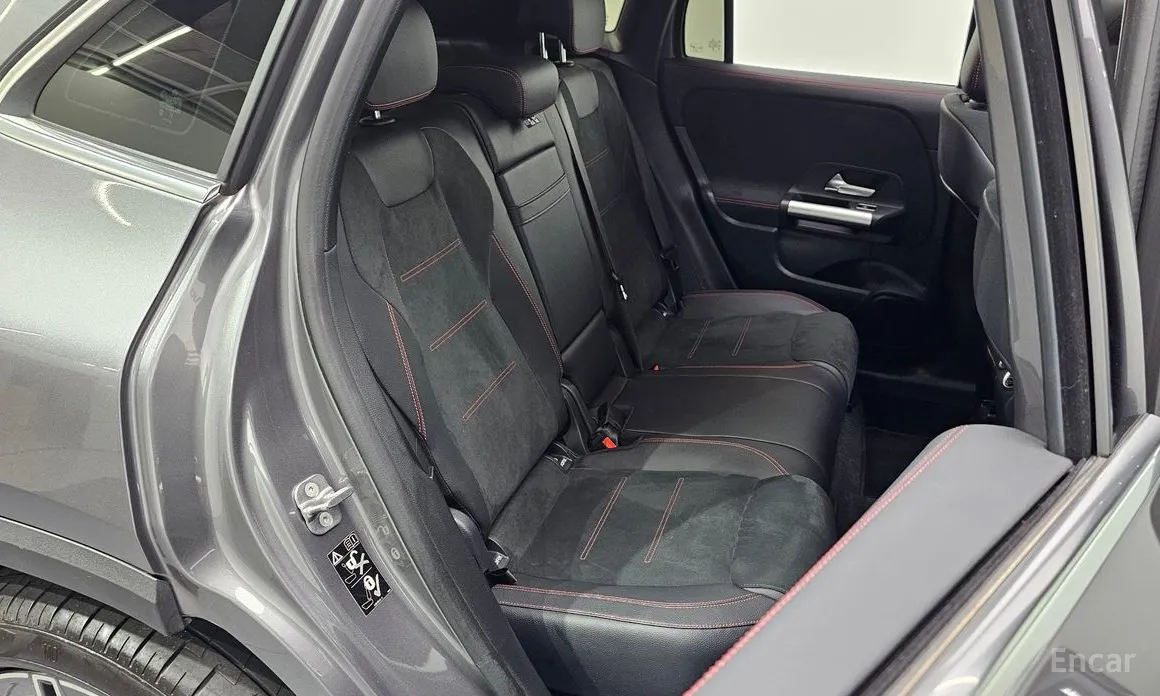 Mercedes-Benz GLA-Class 2020 GLA250 4MATIC