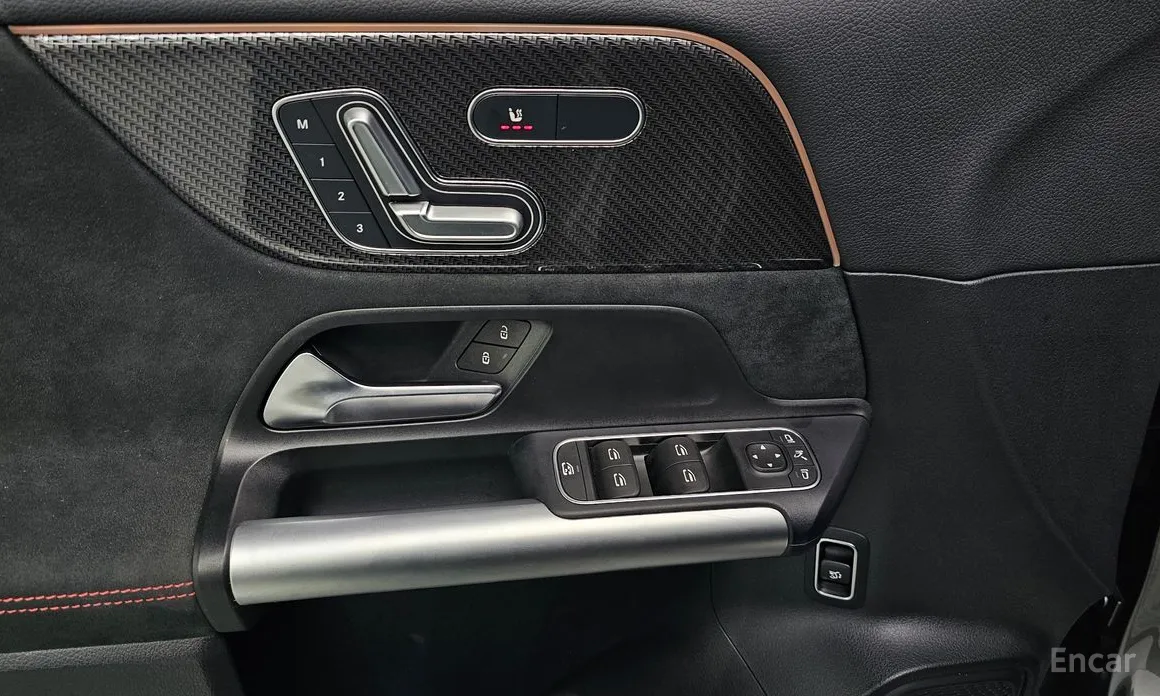 Mercedes-Benz GLA-Class 2020 GLA250 4MATIC