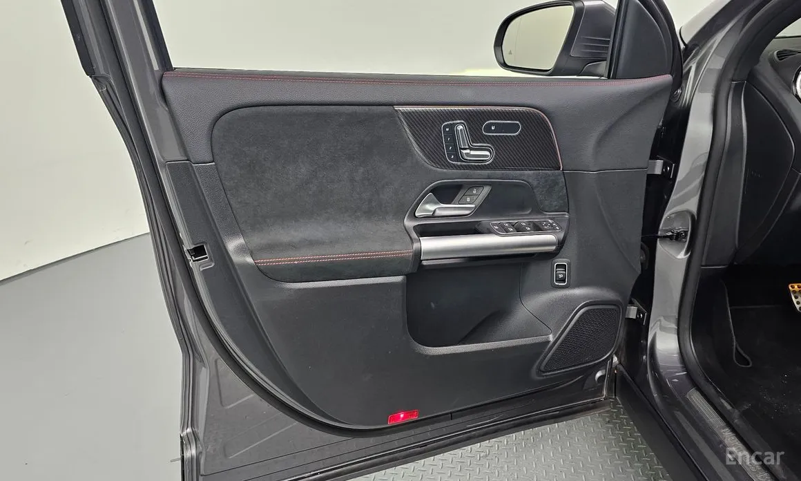 Mercedes-Benz GLA-Class 2020 GLA250 4MATIC