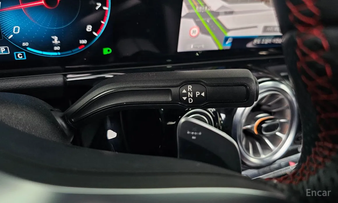 Mercedes-Benz GLA-Class 2020 GLA250 4MATIC