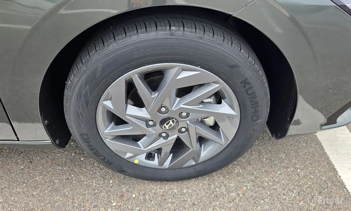 Hyundai Avante 2023 1.6