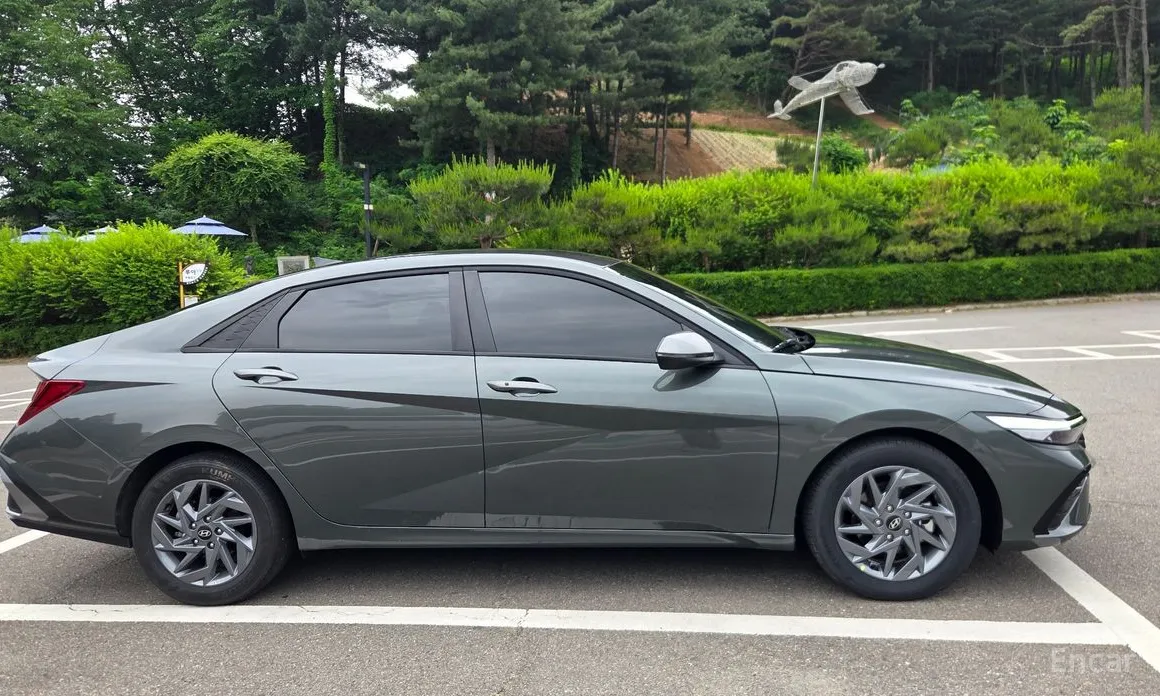 Hyundai Avante 2023 1.6