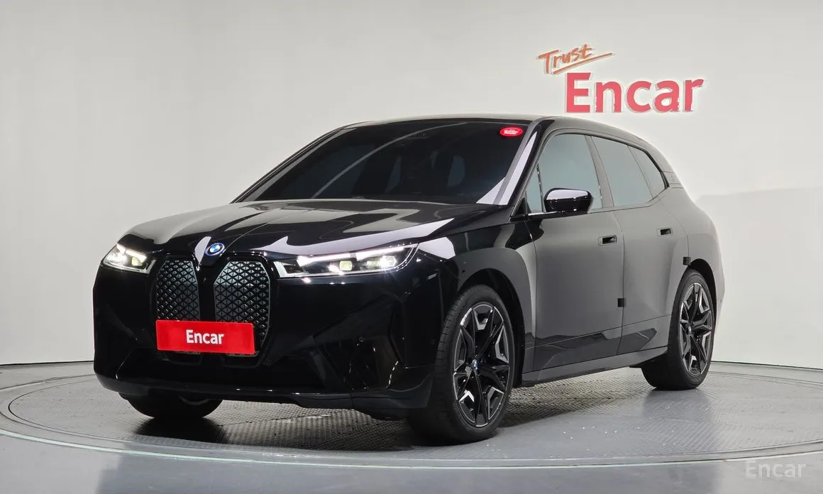 2021 BMW iX