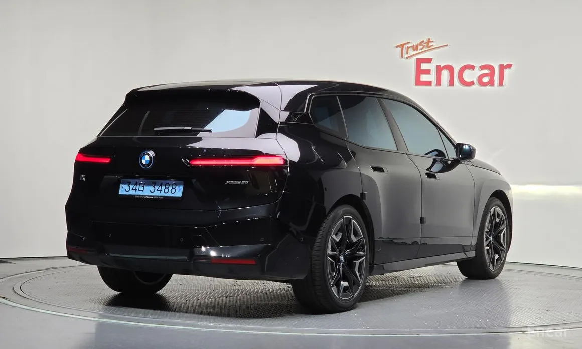 2021 BMW iX