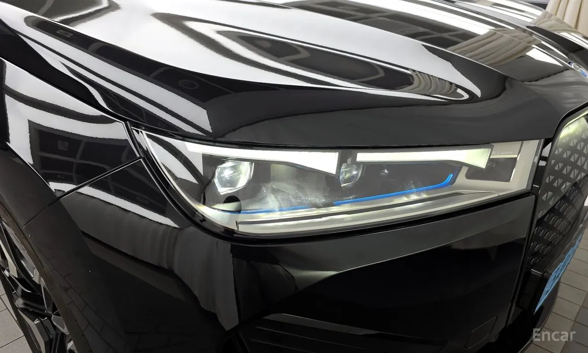 BMW iX 2021 xDrive50 Sports Plus