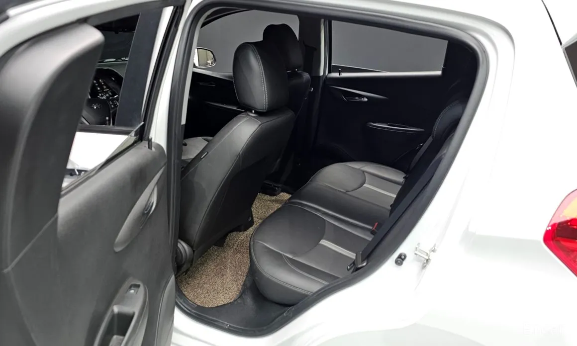 Chevrolet Spark 2018 Red Pick Edition