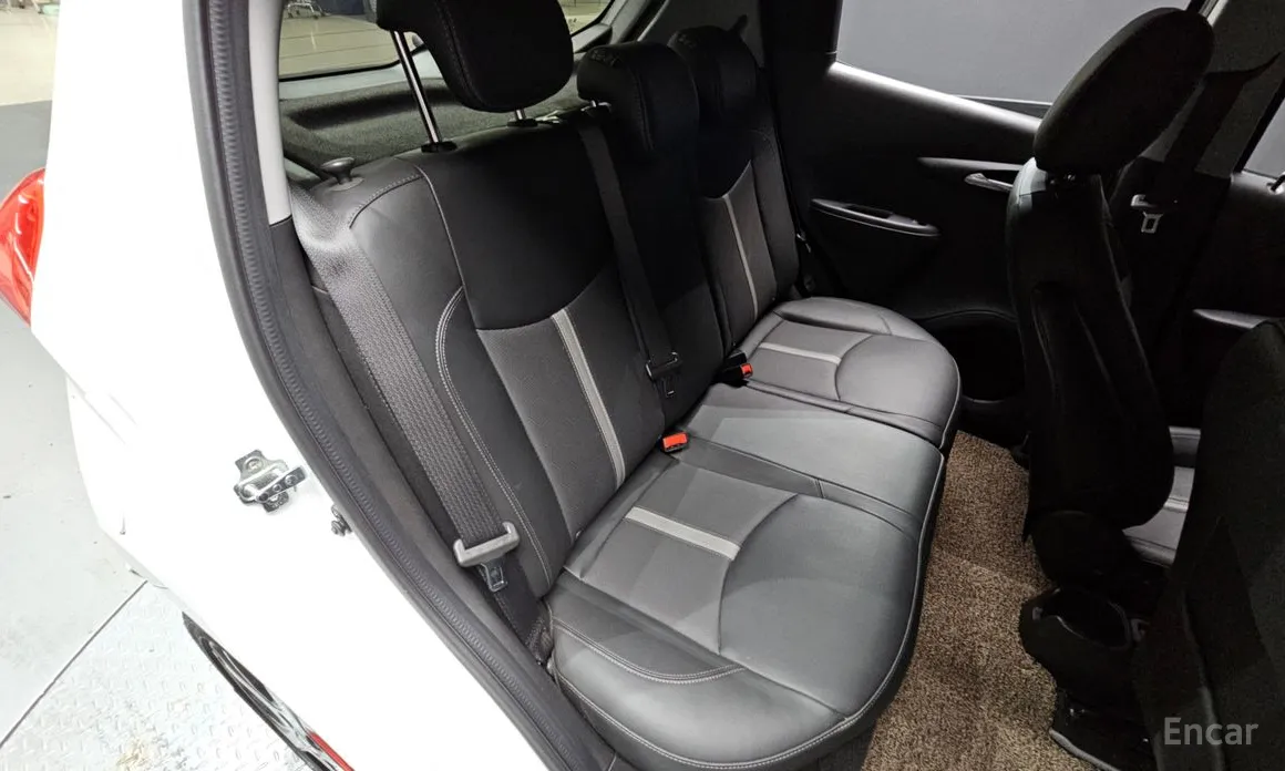 Chevrolet Spark 2018 Red Pick Edition