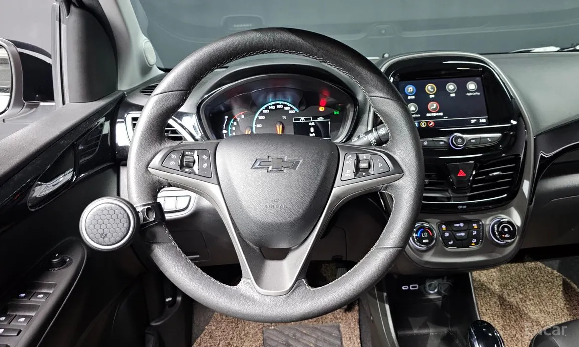 Chevrolet Spark 2018 Red Pick Edition