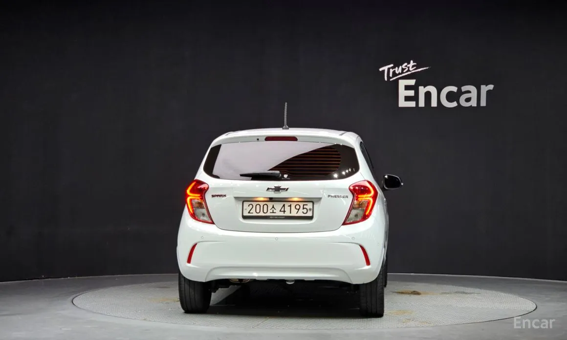 Chevrolet Spark 2018 Red Pick Edition