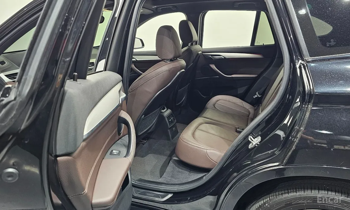 Фото 11 - BMW X1