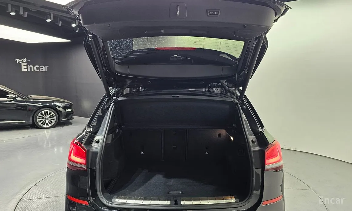 Фото 20 - BMW X1