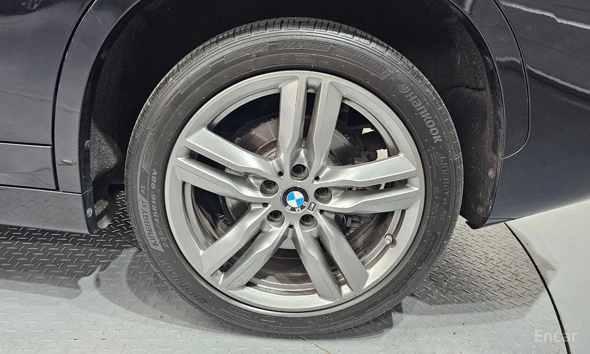 Фото 5 - BMW X1