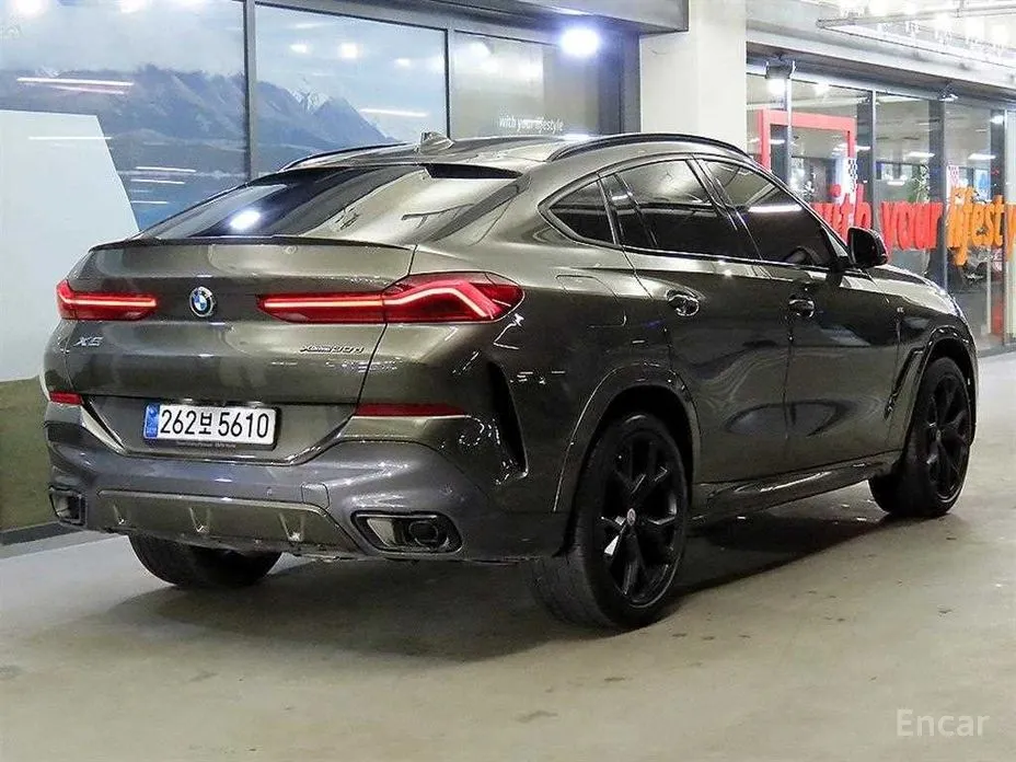 Photo 4 - BMW X6