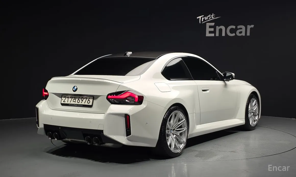 Photo 2 - BMW M2