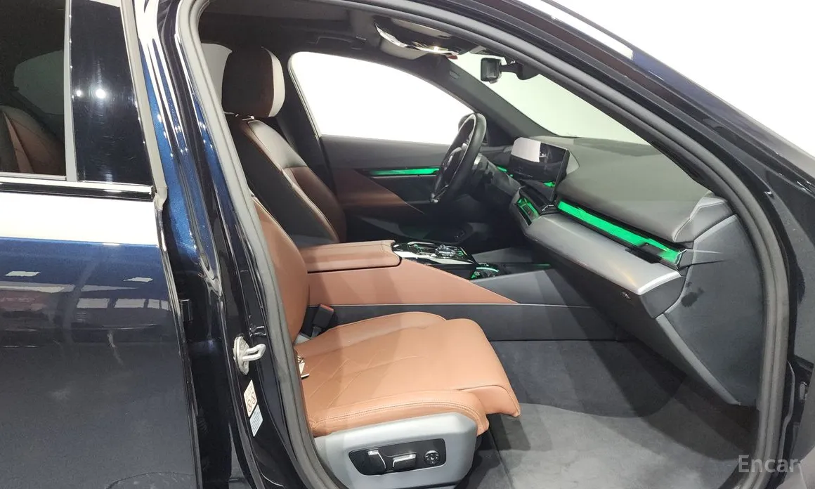 BMW 5 Series 2023 530i xDrive M Sport