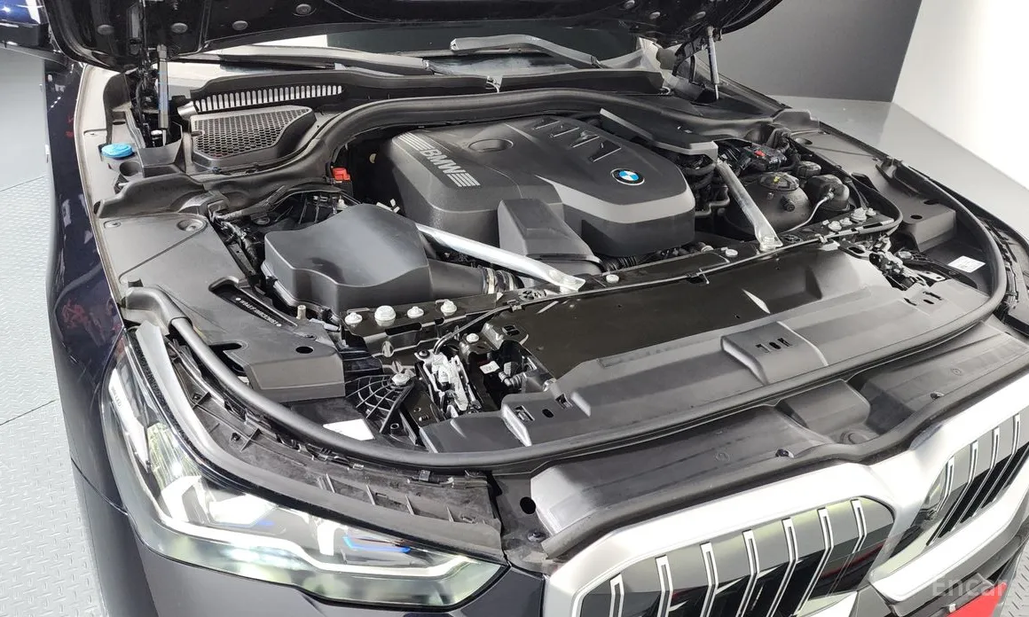 BMW 5 Series 2023 530i xDrive M Sport
