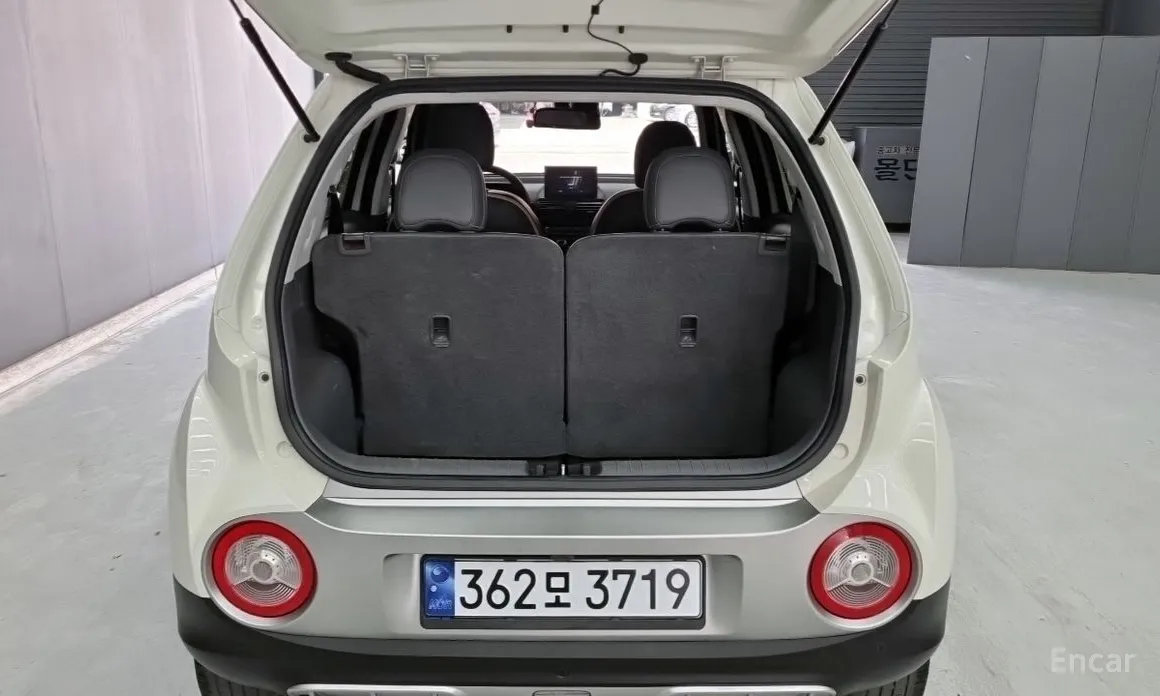 Photo 10 - Hyundai Casper
