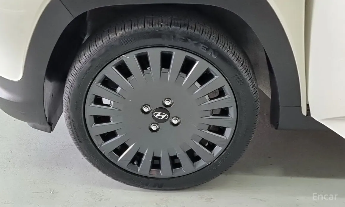 Photo 5 - Hyundai Casper