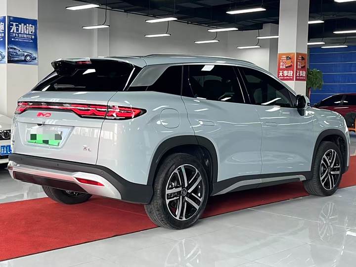 Фото 9 - BYD Song L DM-i Hybrid