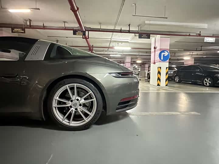 Фото 7 - Porsche 911