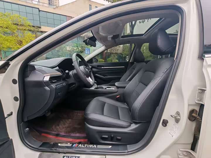 Фото 6 - Nissan Teana