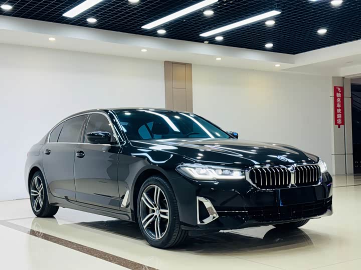 Фото 3 - BMW 5 Series