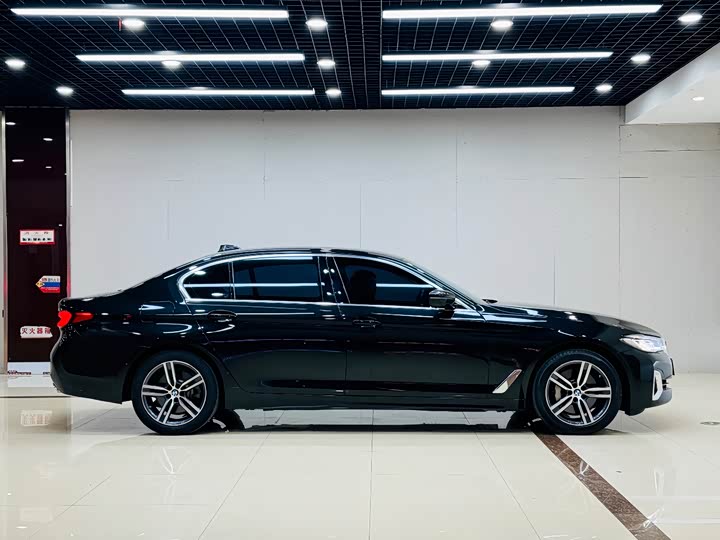 Фото 7 - BMW 5 Series