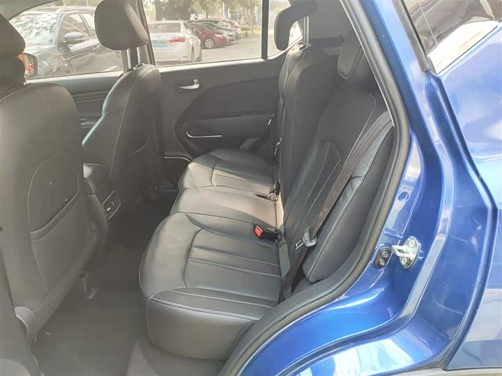 Фото 17 - GAC Trumpchi GS3