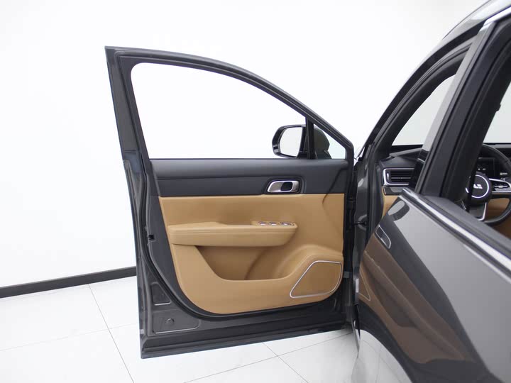 Фото 15 - LiXiang One