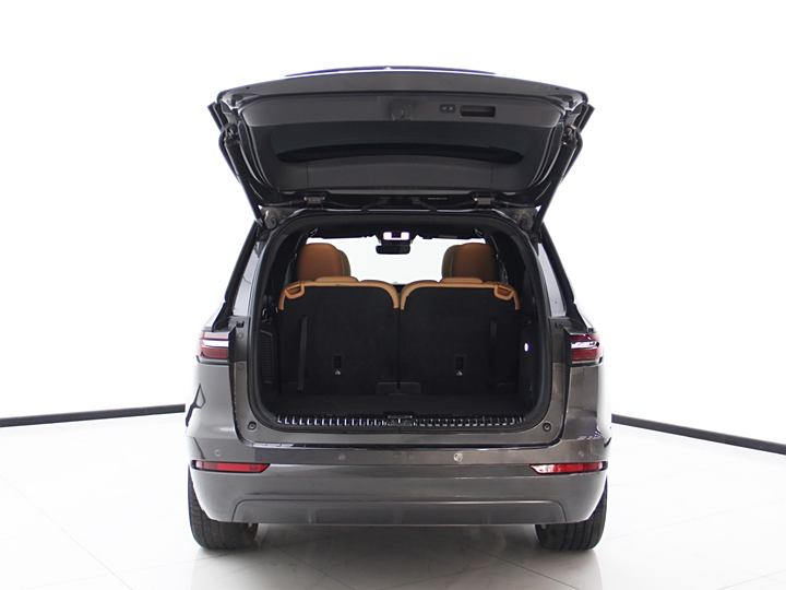 Фото 18 - LiXiang One