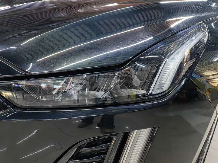 Фото 22 - Cadillac CT5