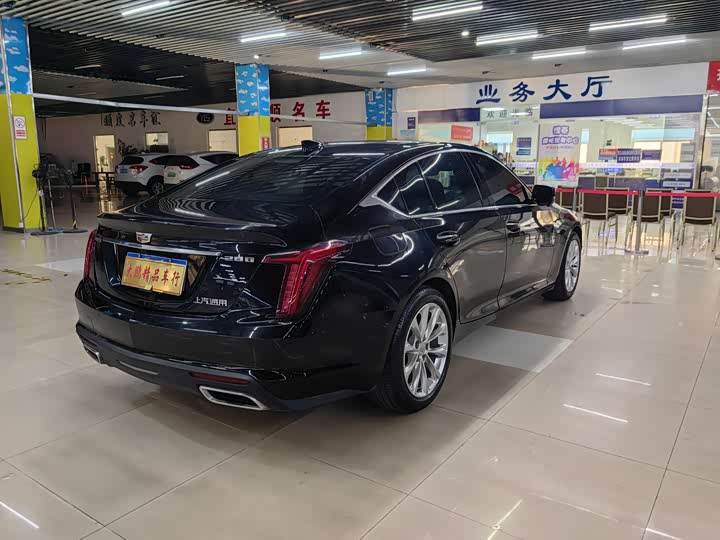 Фото 6 - Cadillac CT5