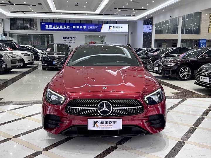 Фото 2 - Mercedes-Benz E-Class