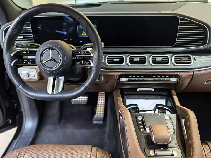 Фото 13 - Mercedes-Benz GLS-Class